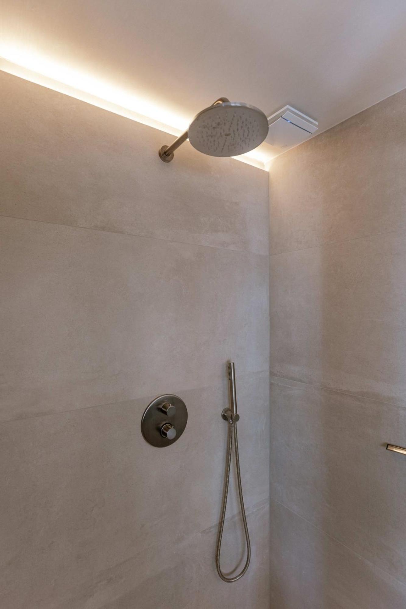 Huswell - Urban Getaway For Two In The Heart Of Antwerp Apartment ภายนอก รูปภาพ